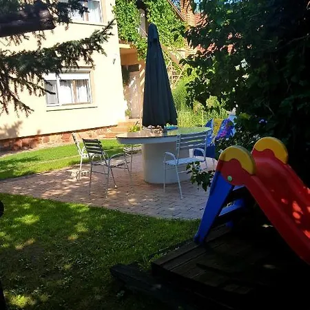 Borostyan Apartmann Apartament *