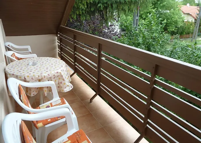 Borostyan Apartmann 公寓